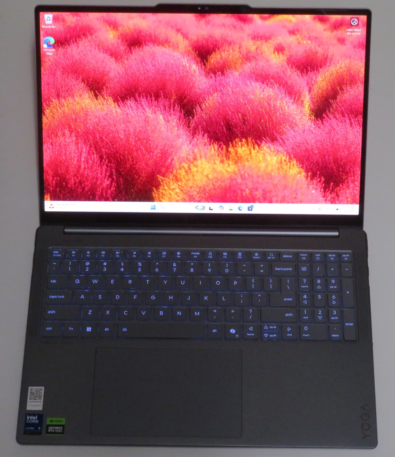 Lenovo Yoga Pro 9i 16″ 2.8K 120Hz OLED TOUCH Ultra 9 285H 32GB 1TB SSD RTX 5050