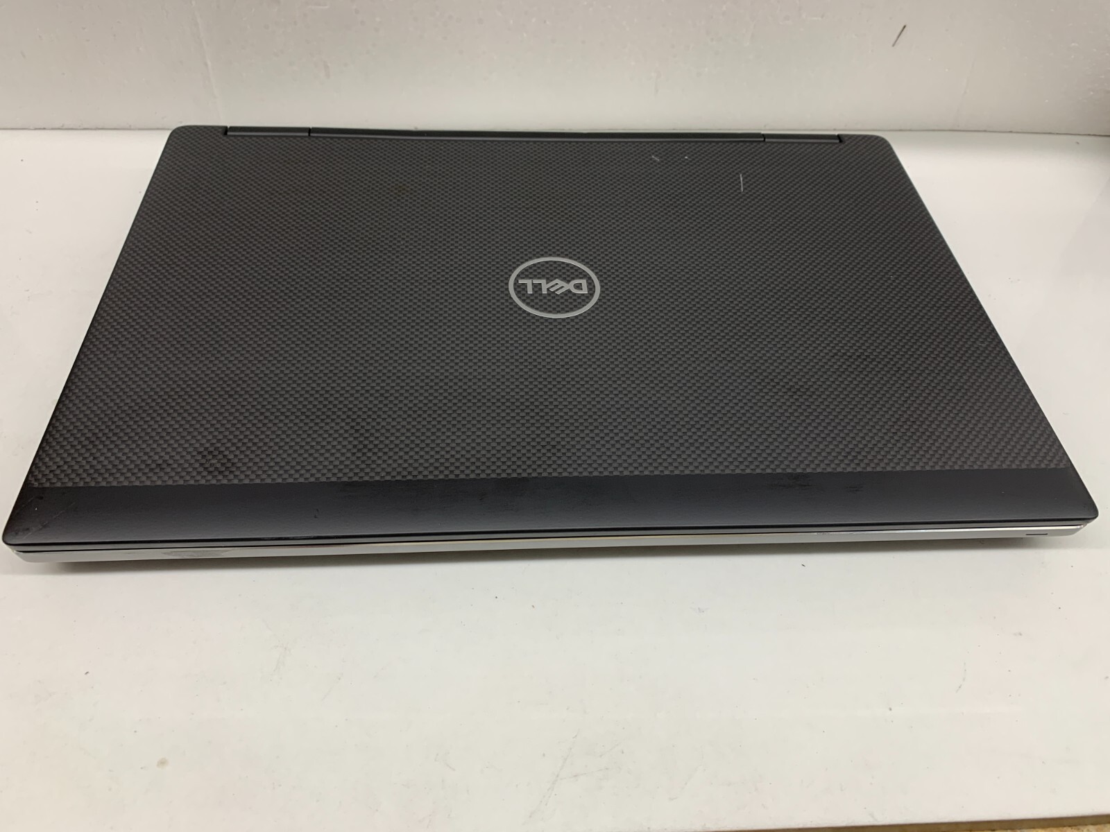 Dell Precision 7530 Laptop Intel i7-8750H 2.2GHz 32GB RAM 256GB NVIDIA P1000
