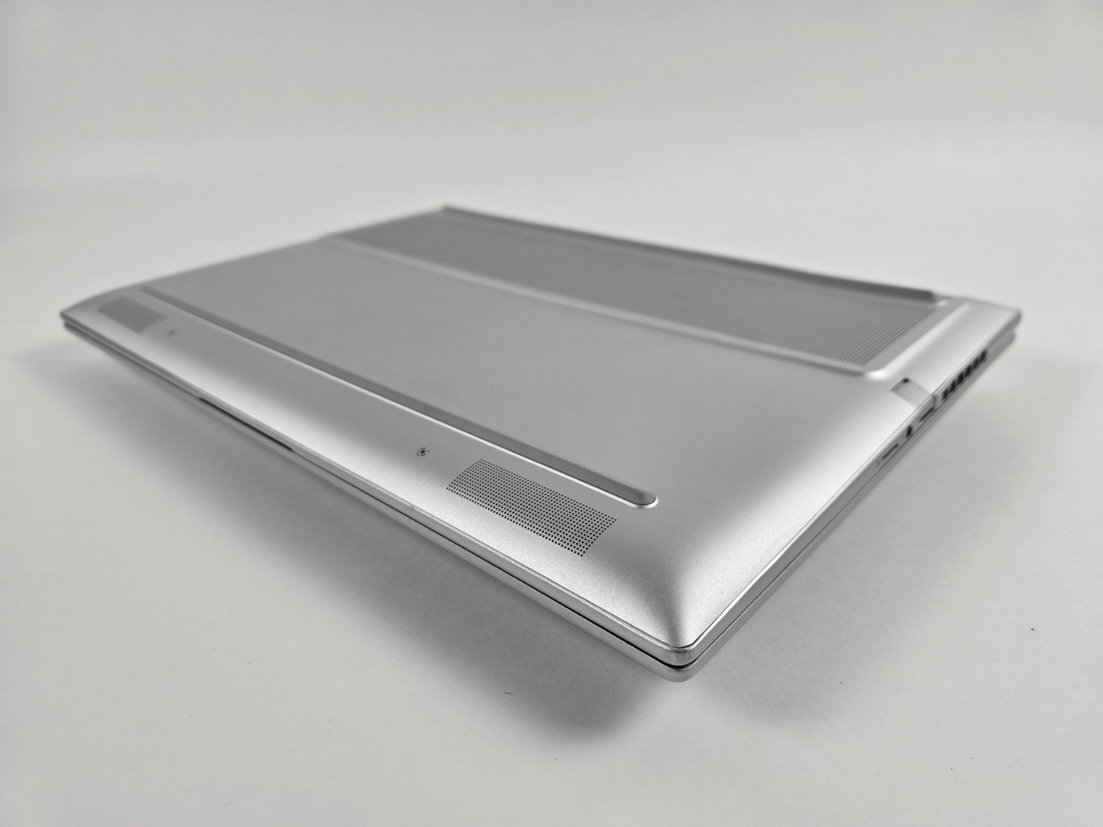 HP ENVY 16″ 120Hz Touch (Intel i7-13700H, 16GB, 1TB SSD, RTX 4060) – Used Read