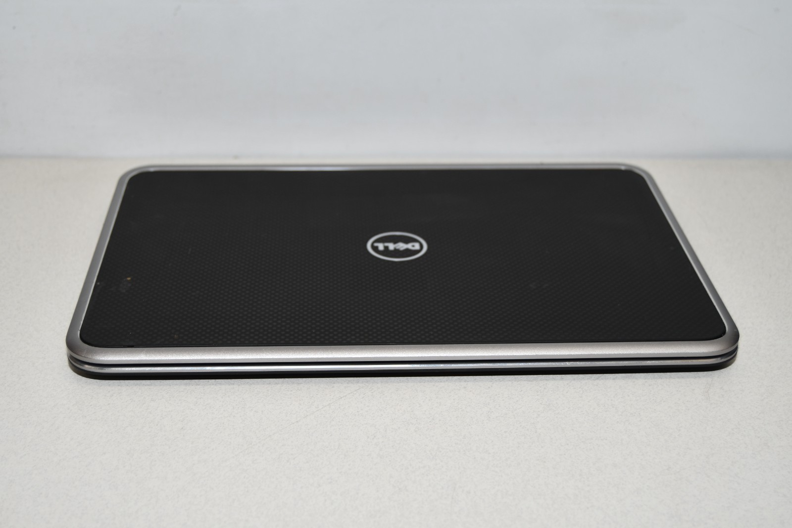 ^ Dell UltraBook XPS 12 9Q33 i7-4500U @ 1.80GHz 8GB RAM 256GB SSD Win 7 #X7325
