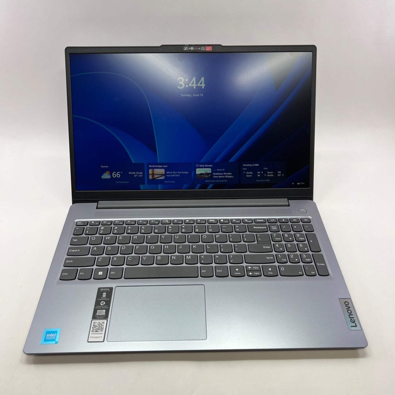 Lenovo IdeaPad Slim 3 15IAN8 15.6″ N100 800MHz 4GB RAM 128GB SSD