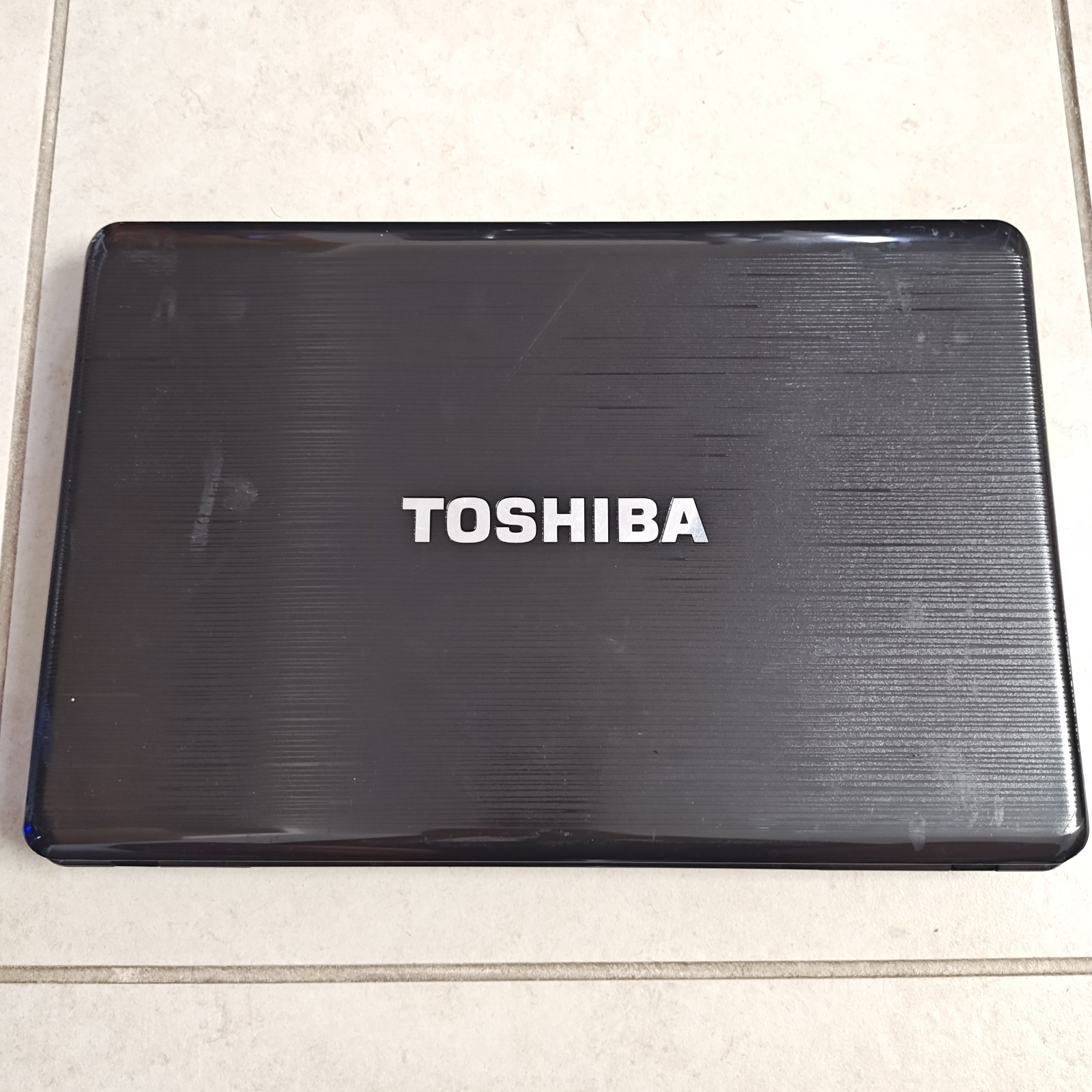Toshiba Satellite P755-S5120 15.6″ Laptop – NO HDD/8GB RAM – BAD KEYBOARD #3903
