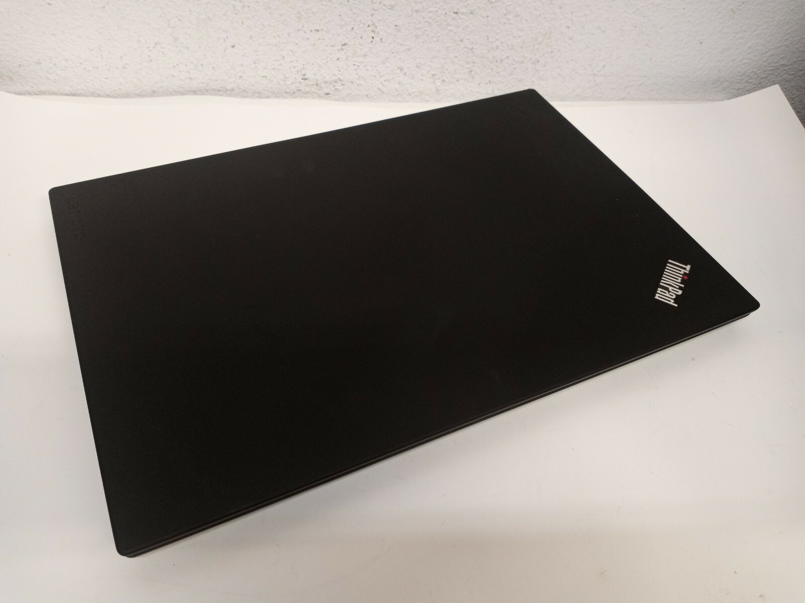 Lenovo ThinkPad P51s TOUCH Intel Core i7-7500U 2.70GHz 8GB 500GB SSD Quadro M520
