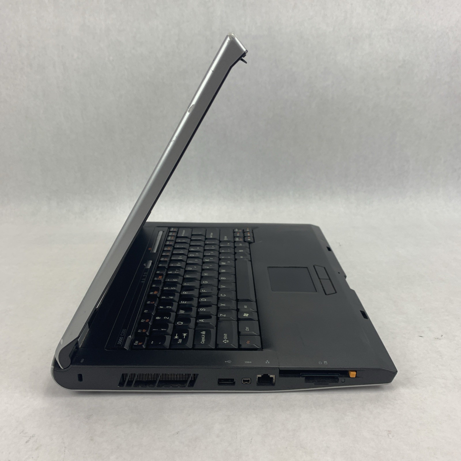Lenovo 3000 C200 Genuine Intel 1.60GHz 2GB RAM 15″ No Battery No HDD No OS