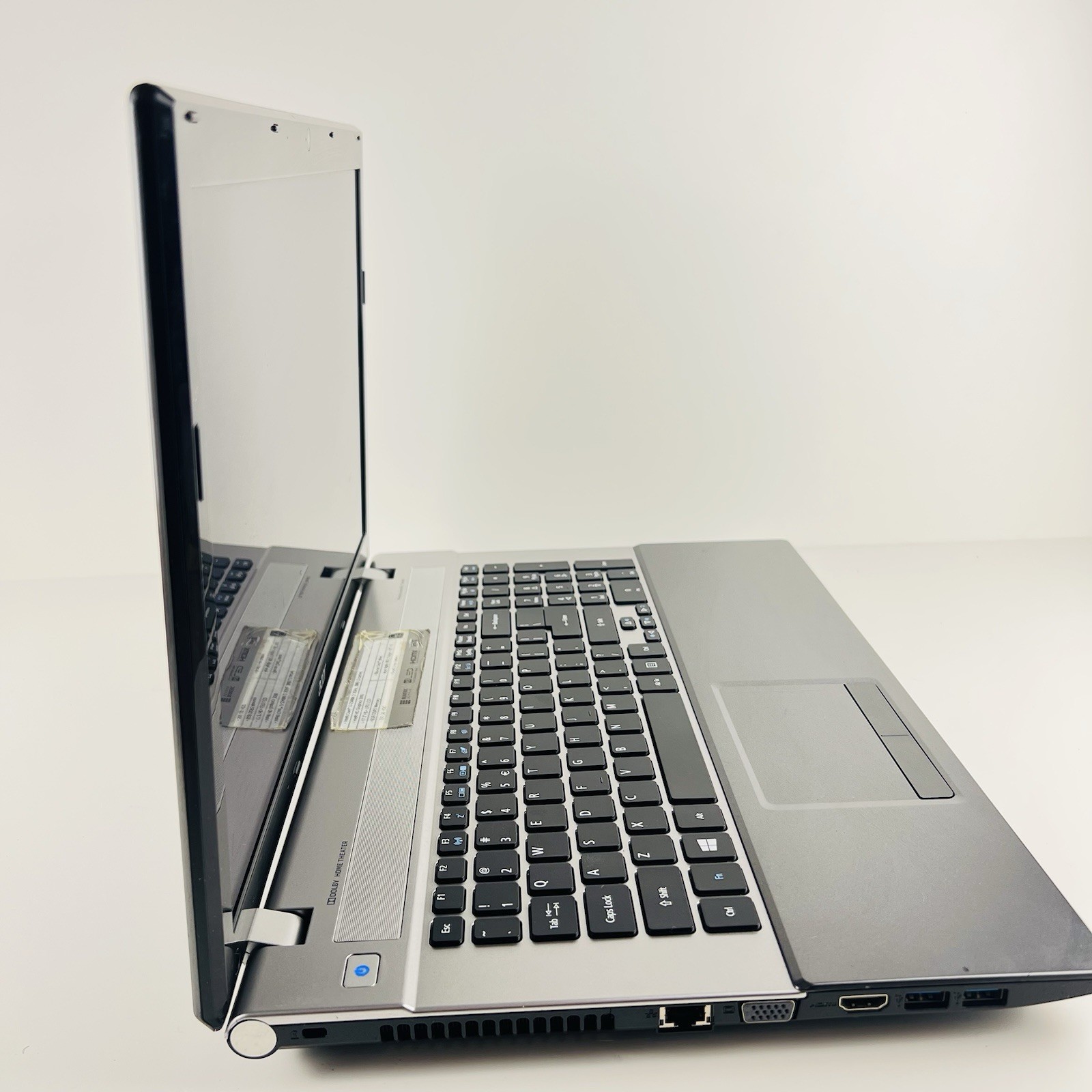 Acer Aspire VA70 V3-771-6605 Laptop Computer 300GB HDD i3-2348M @2.30GHz 4GB RAM