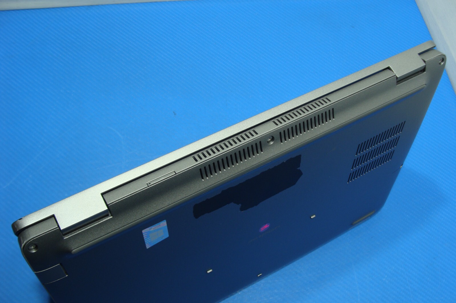 Dell Latitude 14 5420 14″ FHD vPro i7-1185G7 2.8GHz 16GB 512GB Windows 11 Pro