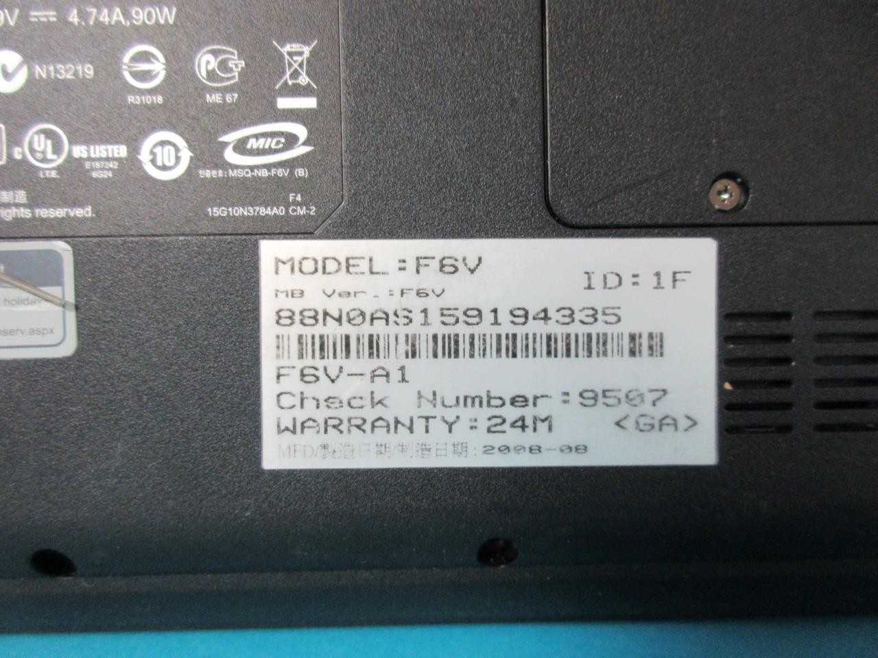 ASUS F6V Laptop DUO P8600 13.3″ WXGA 320GB 4GB Memory