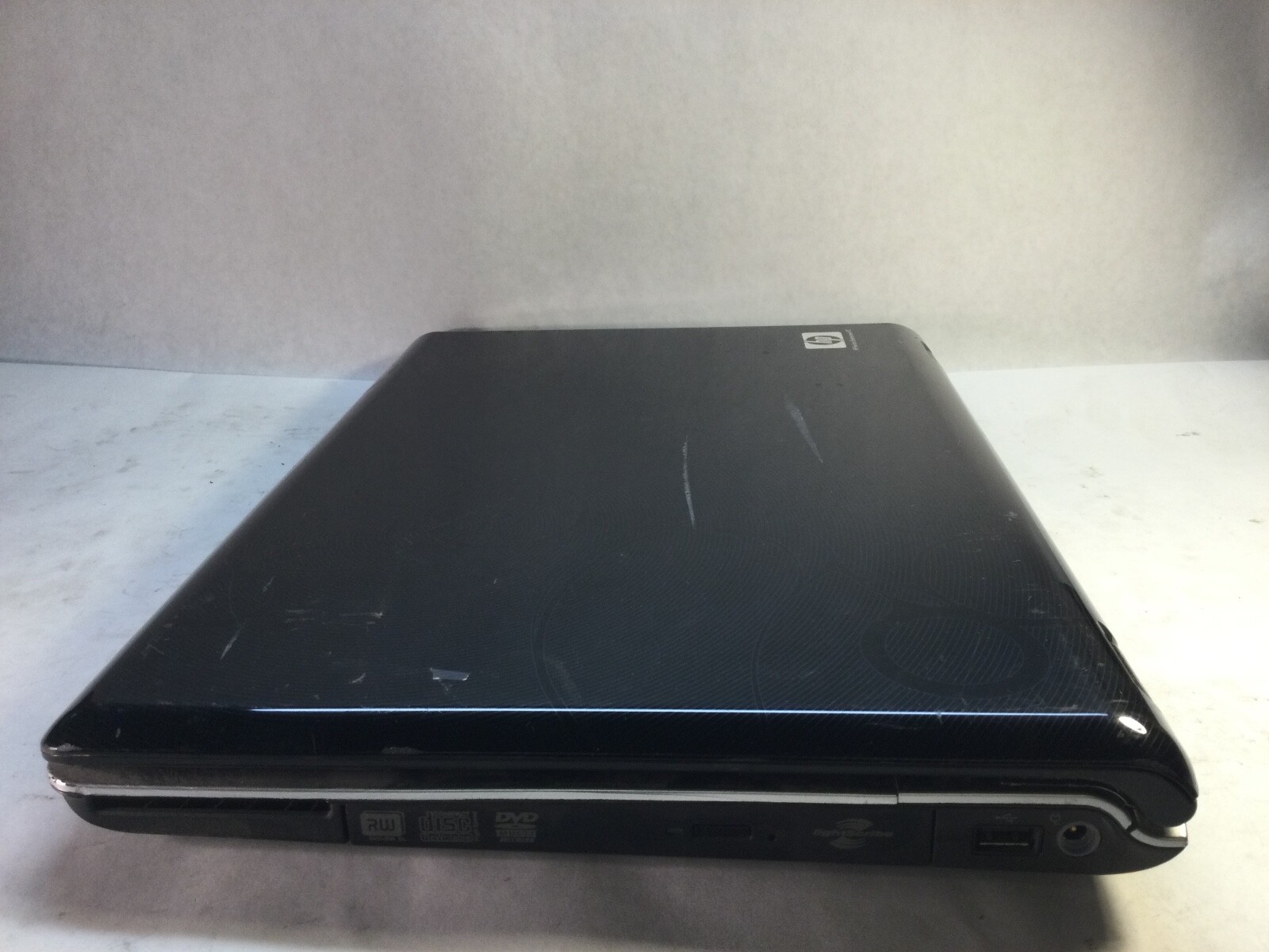 HP Pavilion dv6700 15″ Laptop AMD Athlon 64 X2 -BOOTS/BROKEN SATA- MZ