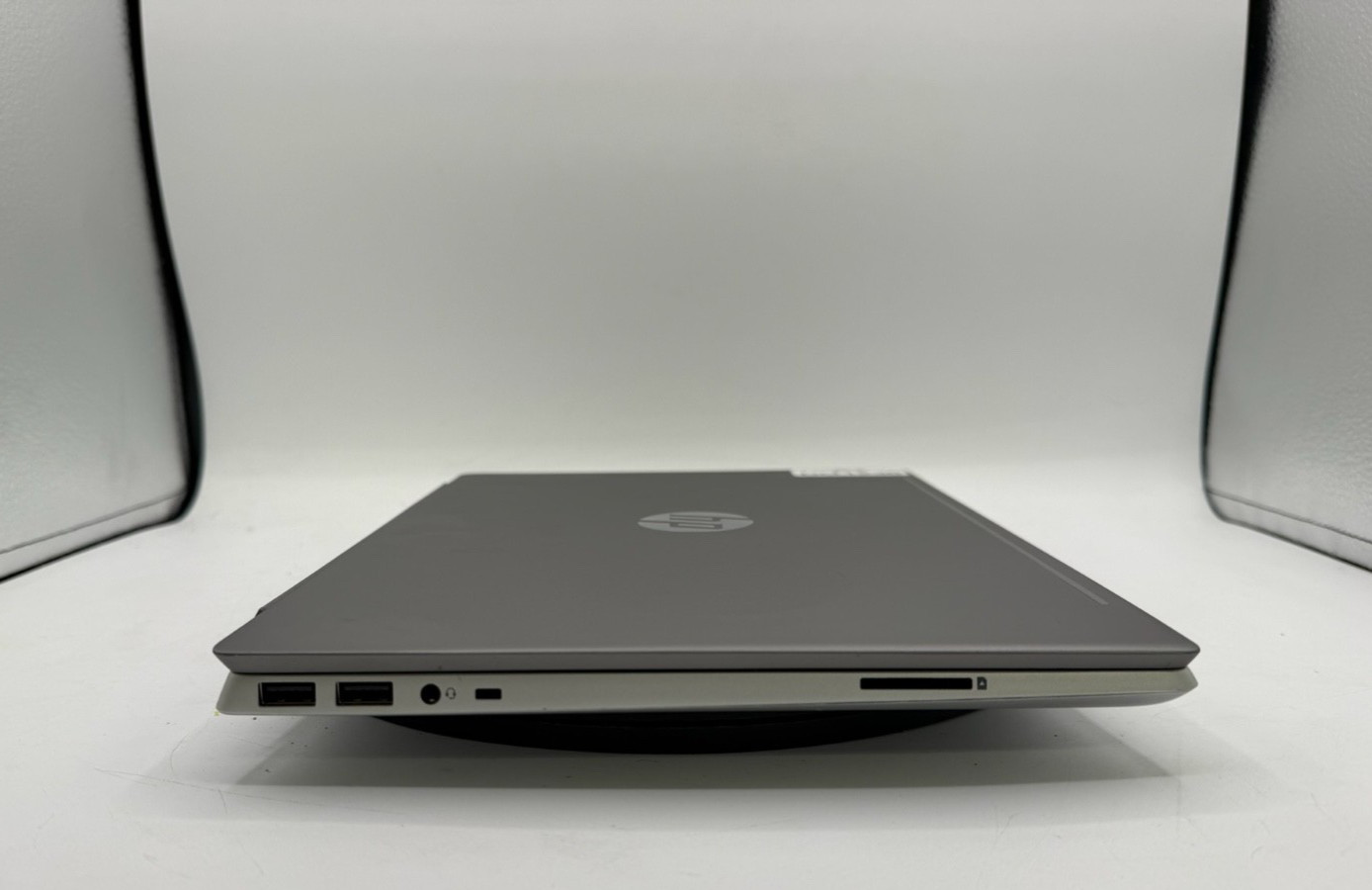 HP Pavilion14-ce3064st-i5-1035G1@1.00GHz 8GB DDR4 Ram 256GB NVME SSD W11P (1236)