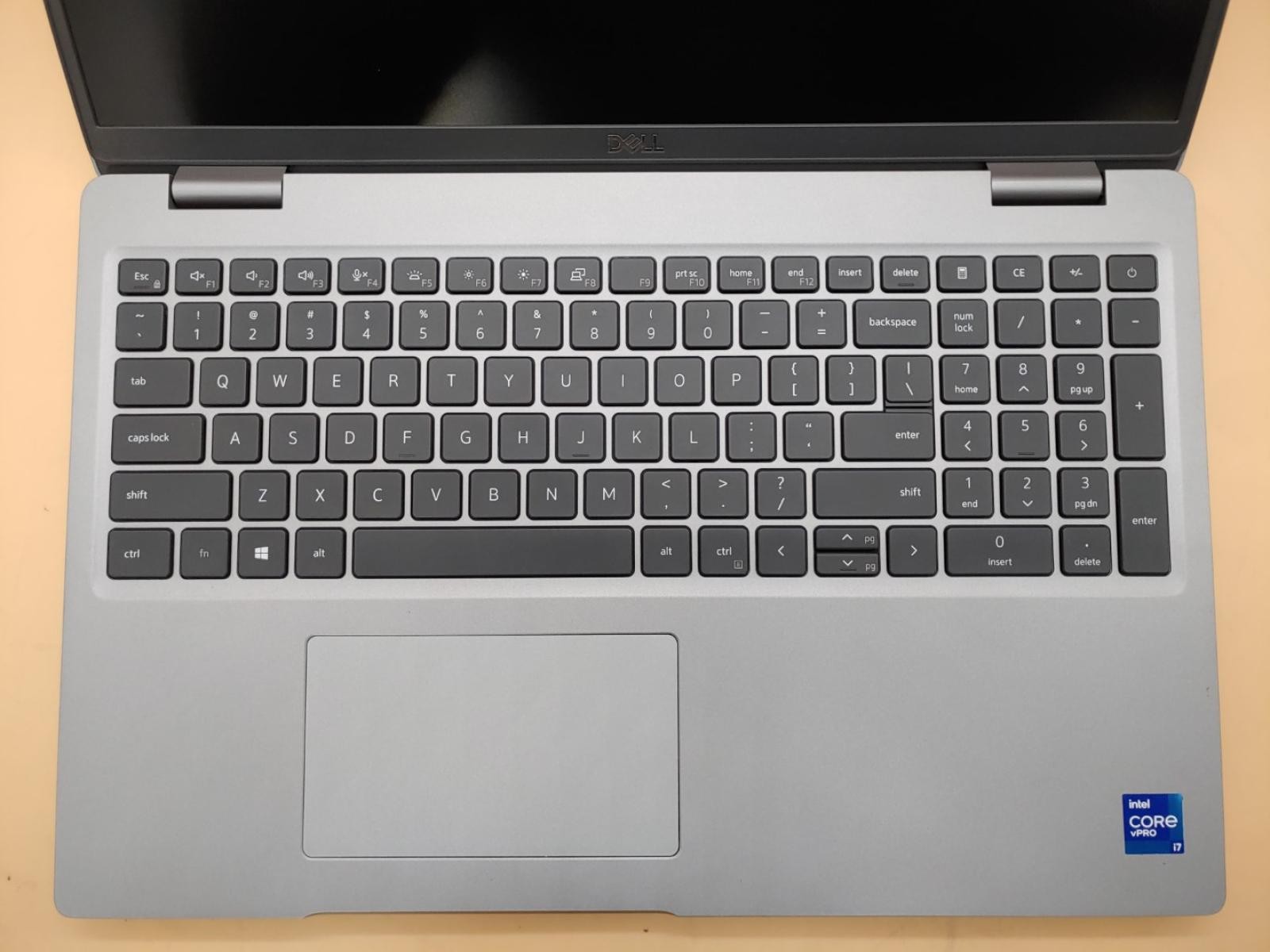 Dell Precision 3560 15.6″ i7-1185G7 *NO BATT/SSD/RAM/AC* *BROKEN LCD***NO POWER*