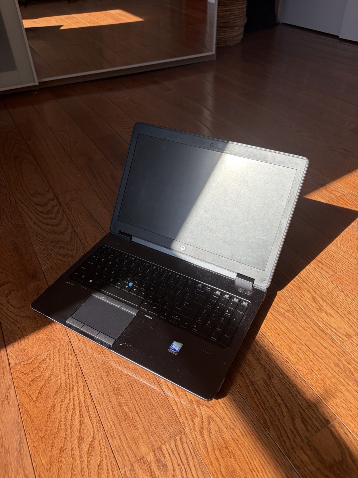 HP Z-Book 18″ Laptop Core i7 8GB RAM 500GB HDD Webcam WiFi Black