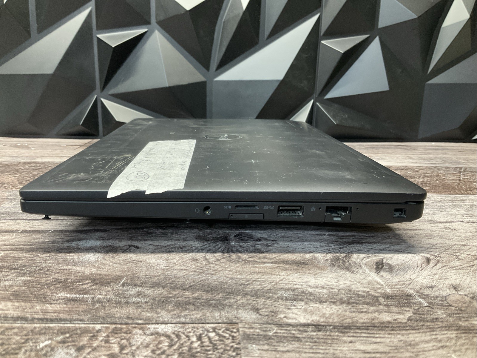 Dell Latitude 7390 / i5 7th Gen / Laptop Notebook PC / O5