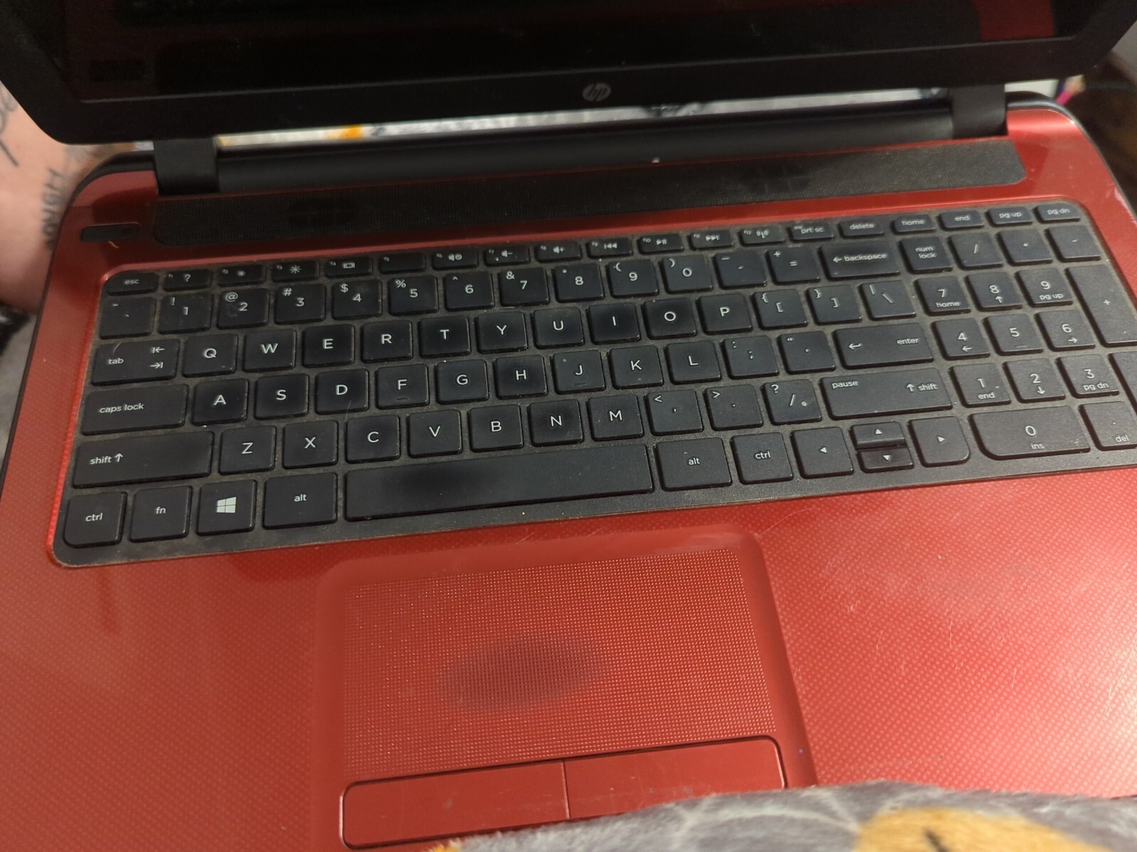 HP Notebook 15-f272wm 15.6″ (500GB HDD, Intel Pentium, 2.16GHz, 4GB) Laptop -…