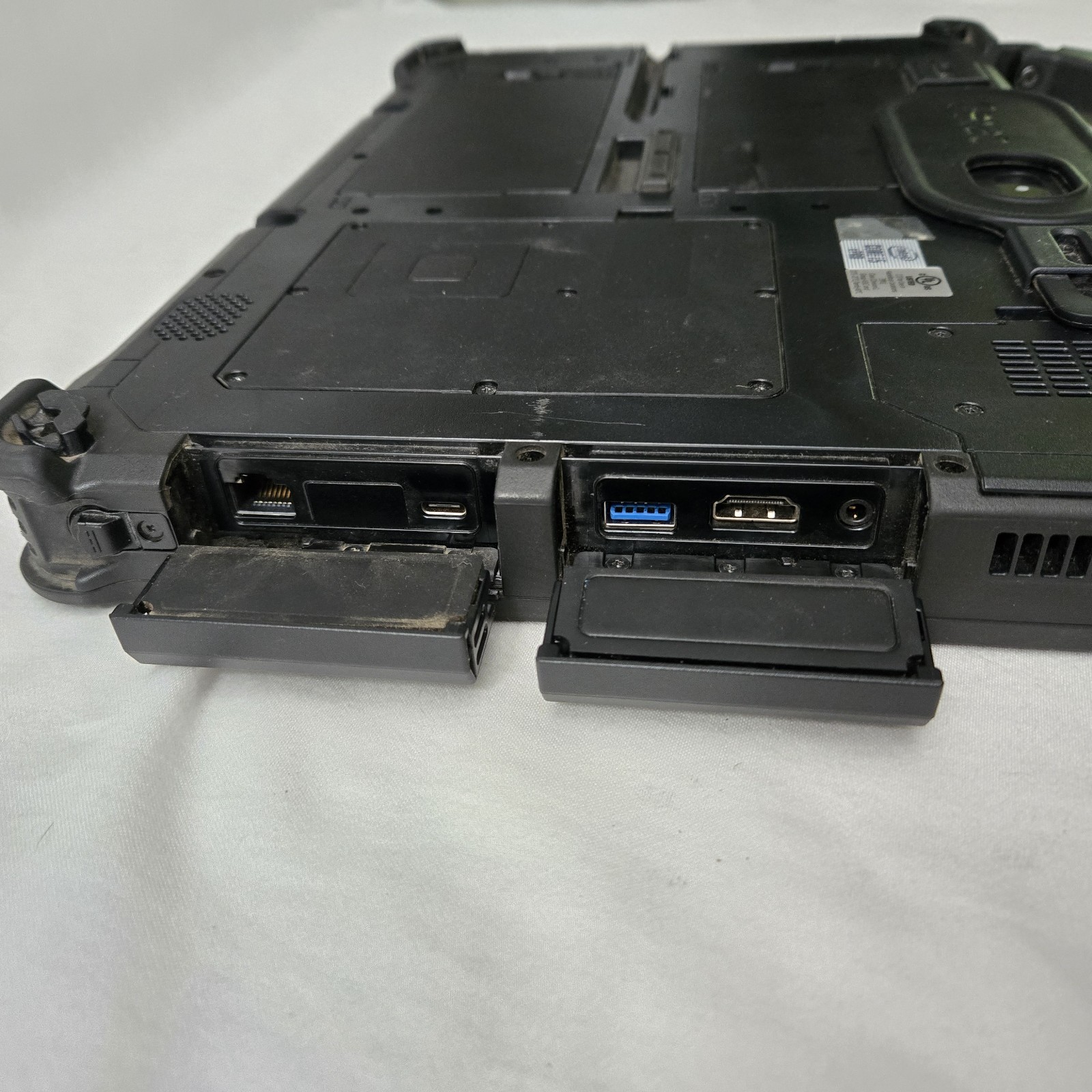 Getac A140 G2 Rugged Tablet Core i5-10310U 1.7GHz 256GB SSD 16GB Ram — Grade B