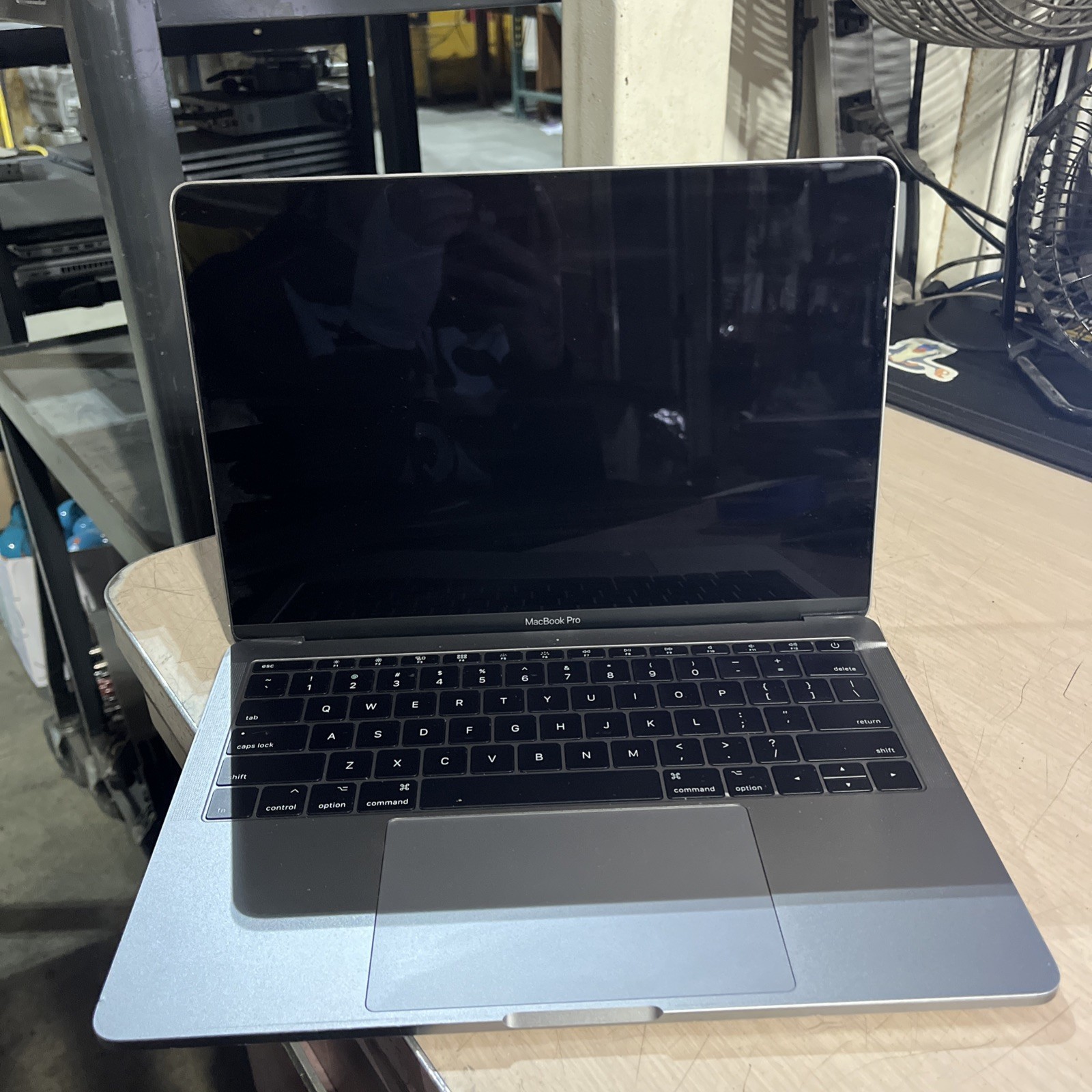 APPLE MACBOOK PRO 13″ MID-2017 CORE I5-7360U 2.3GHZ 8GB RAM NO HD /