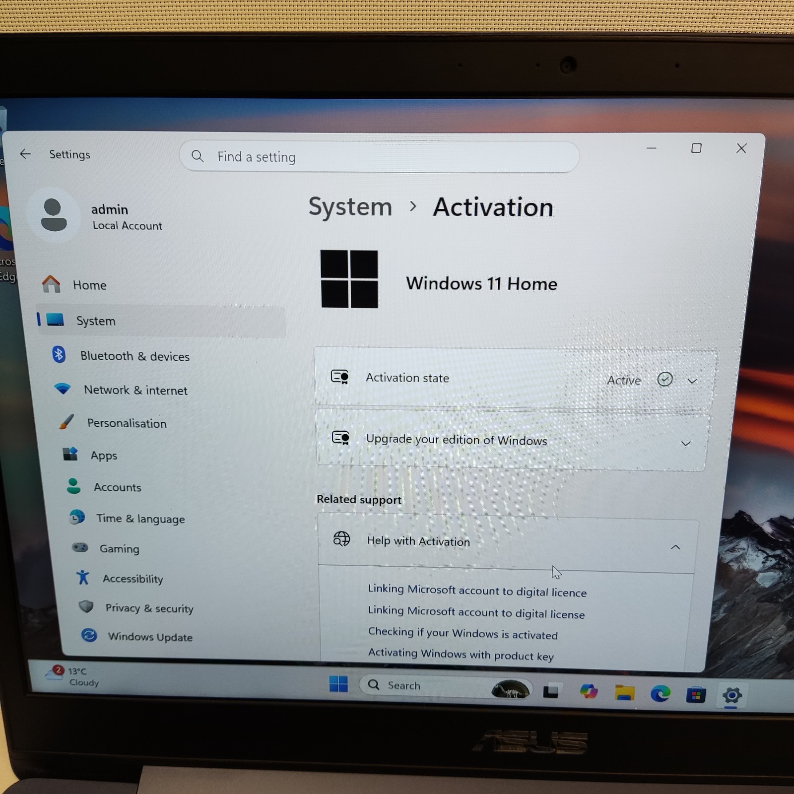 ASUS ZENBOOK UX331U 8GB RAM CORE I7-8550U NVIDIA GEFORCE MX150 512GB SSD LAPTOP