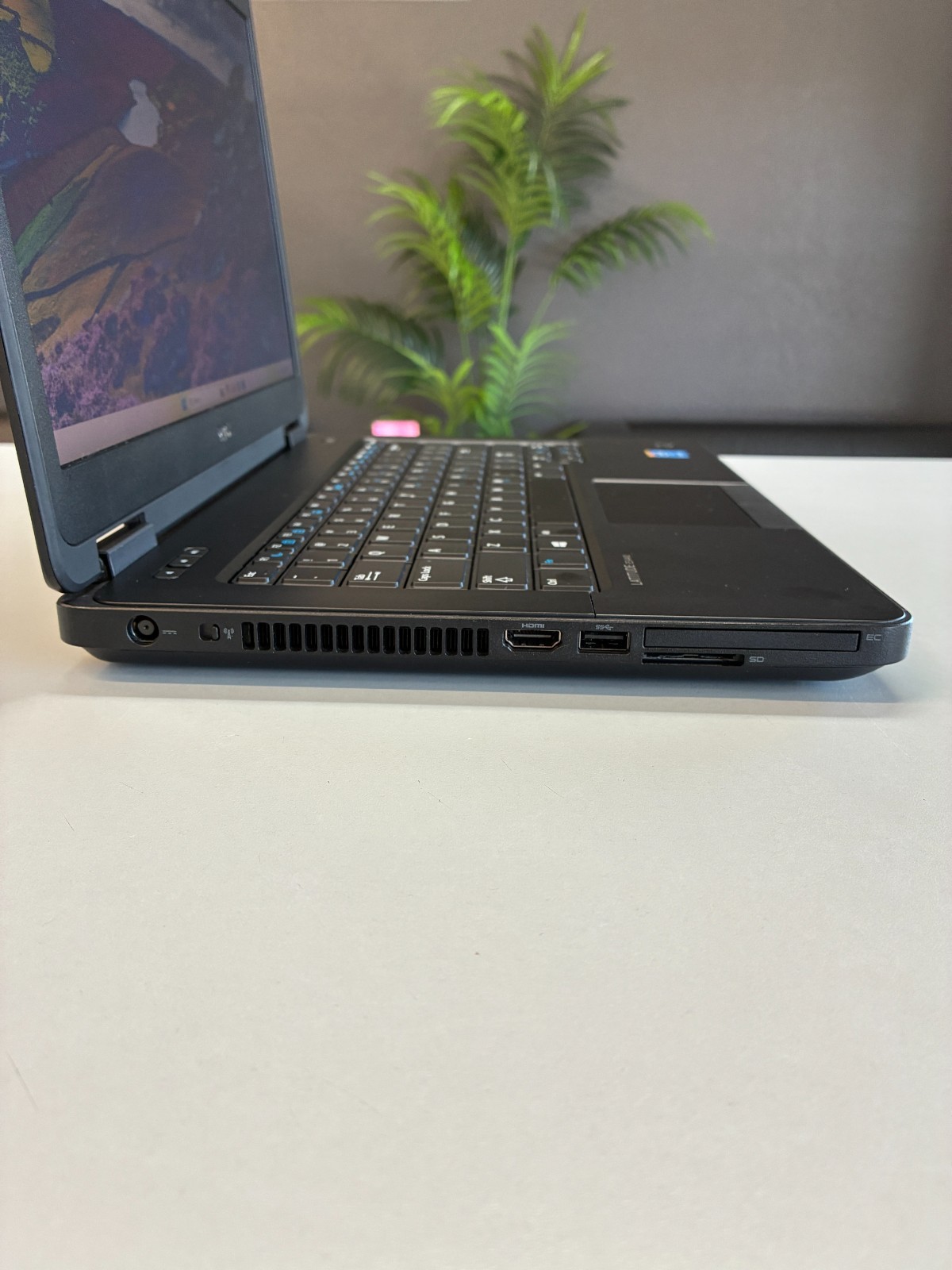 Dell Latitude E5440: 14″ / i5-4310U / RAM 16Gb / SSD 256Gb / Win 11