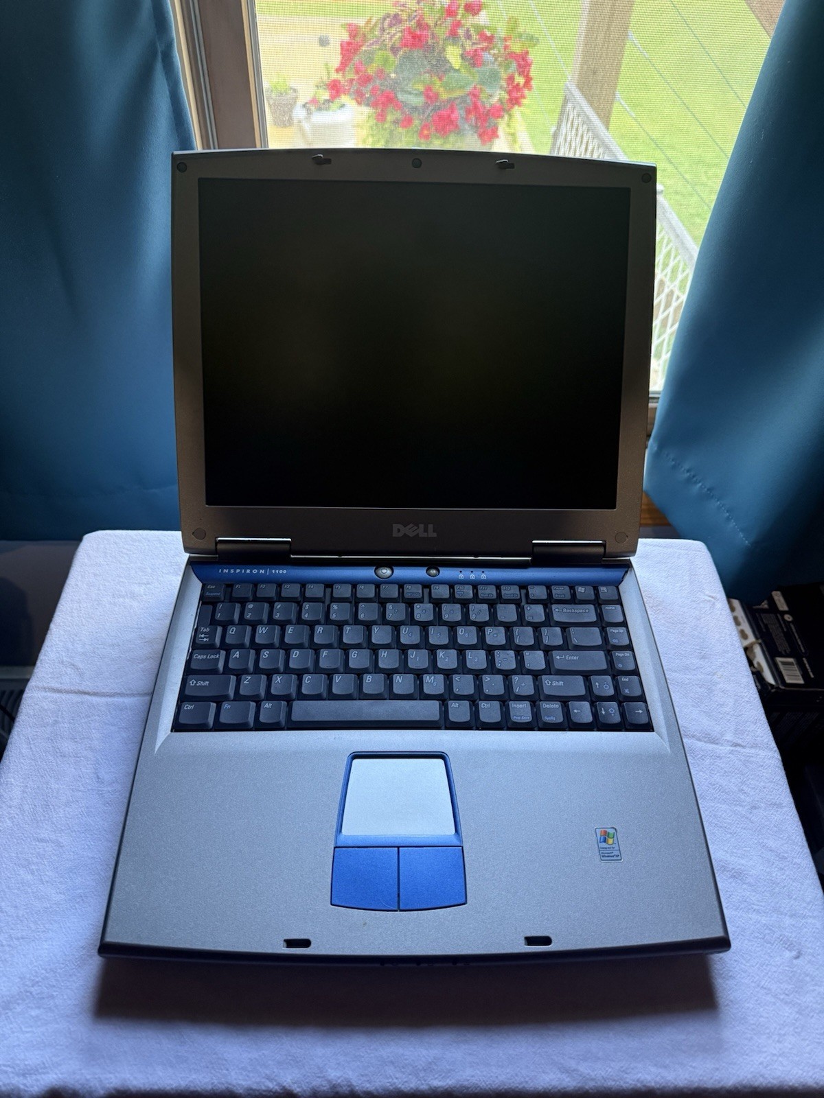 DELL Inspiron 1100 15″ Intel Pentium Laptop (AS-IS, Untested)