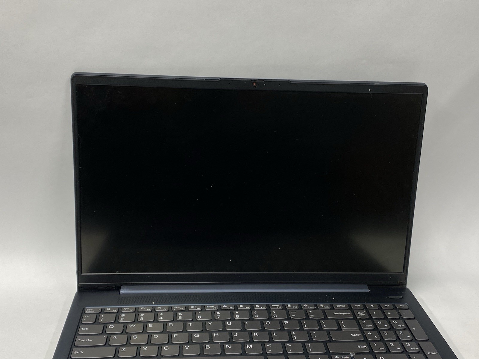 Lenovo IdeaPad 5 15ITL05 – Touch FHD – i7-1165G7 – No SSD/No OS – READ
