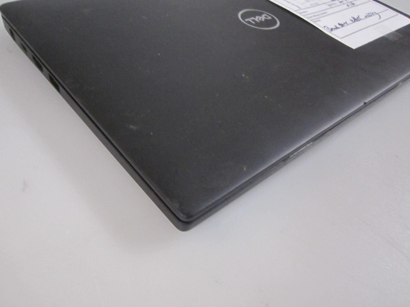 Dell Latitude 7390 i5-8350U 1.70Ghz 16GB 240M2SSD Laptop NO OS w/AC READ