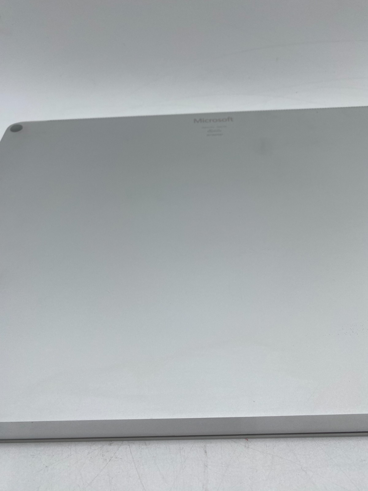 Microsoft Surface Laptop 1769 i5-7200U 2.6GHz 4GB DDR4 128GB SSD Silver Fair/S3
