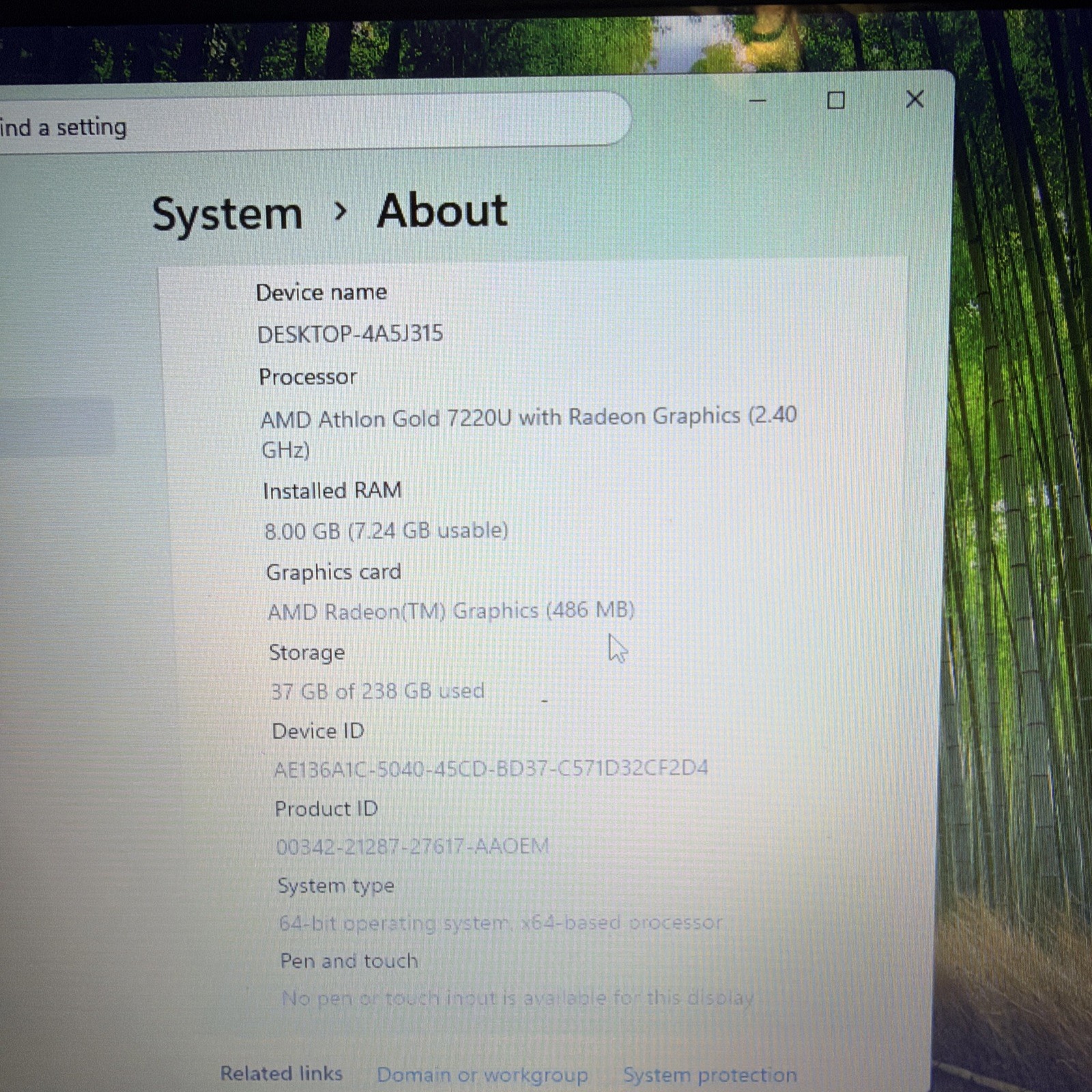 HP Laptop 15-fc0047nr AMD 2.4GHz – 256 SSD -8GB Ram Window 11 Mint Condition