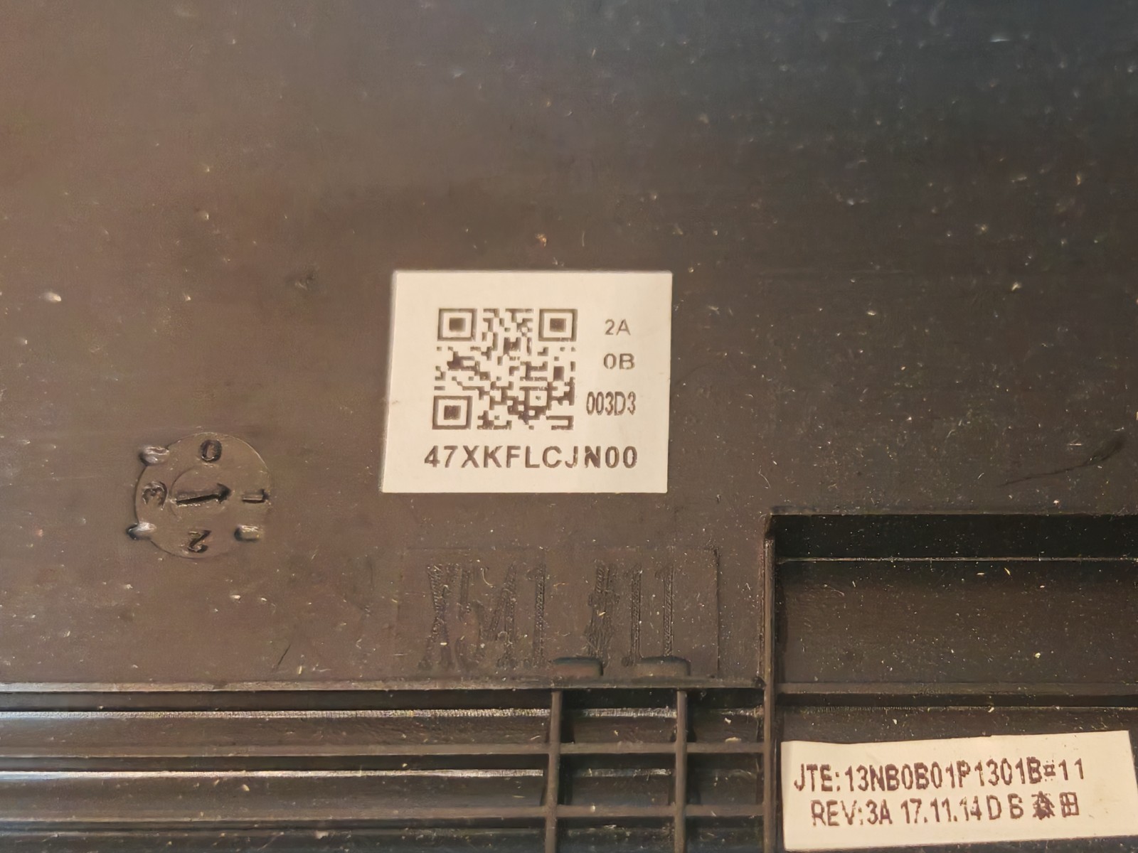 X541 R541 F541 K541 X540 BODY DISPLAY COVER LCD 13NB0B01P1301 47XKALCJN00