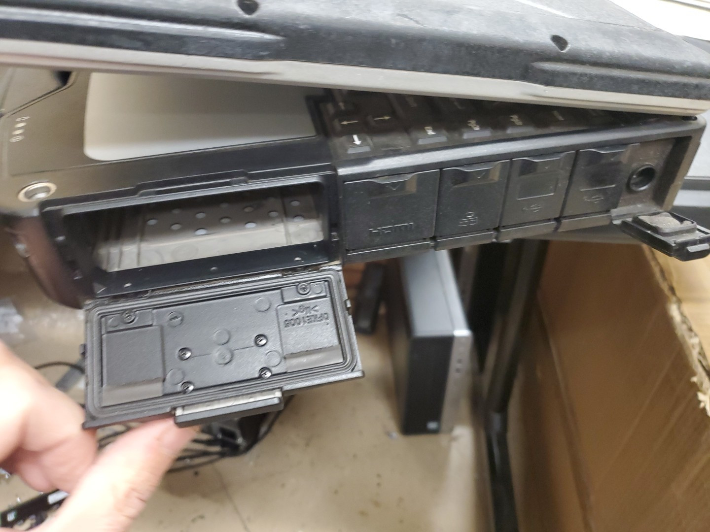 Panasonic Toughbook CF-31 MK-1 i5 520M @ 2.40GHz 8GB 13420HRS Diesel Rubber Kb