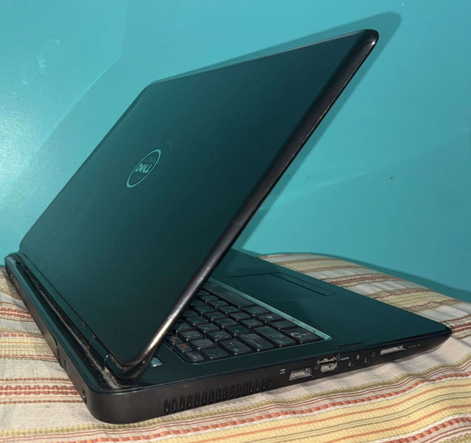 Dell Inspiron N7110 Laptop i5-2430M 2.40GHZ 8GB 240GB SSD W10H Bad Trackpad