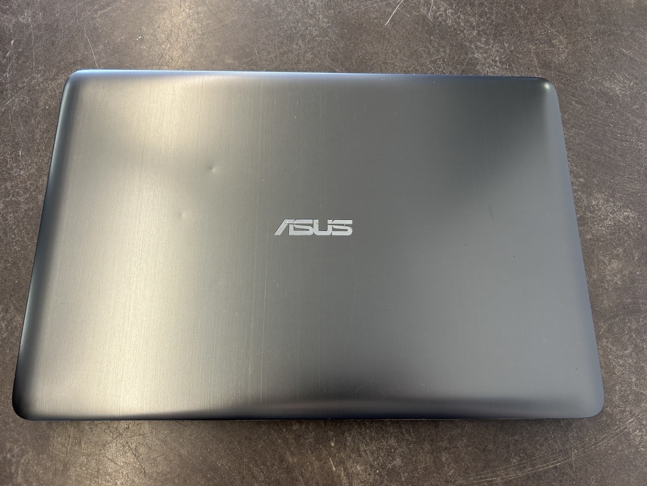 ASUS K501U Intel Core i7-6500U, GTX 960M (PARTS ONLY, Stuck in BIOS)