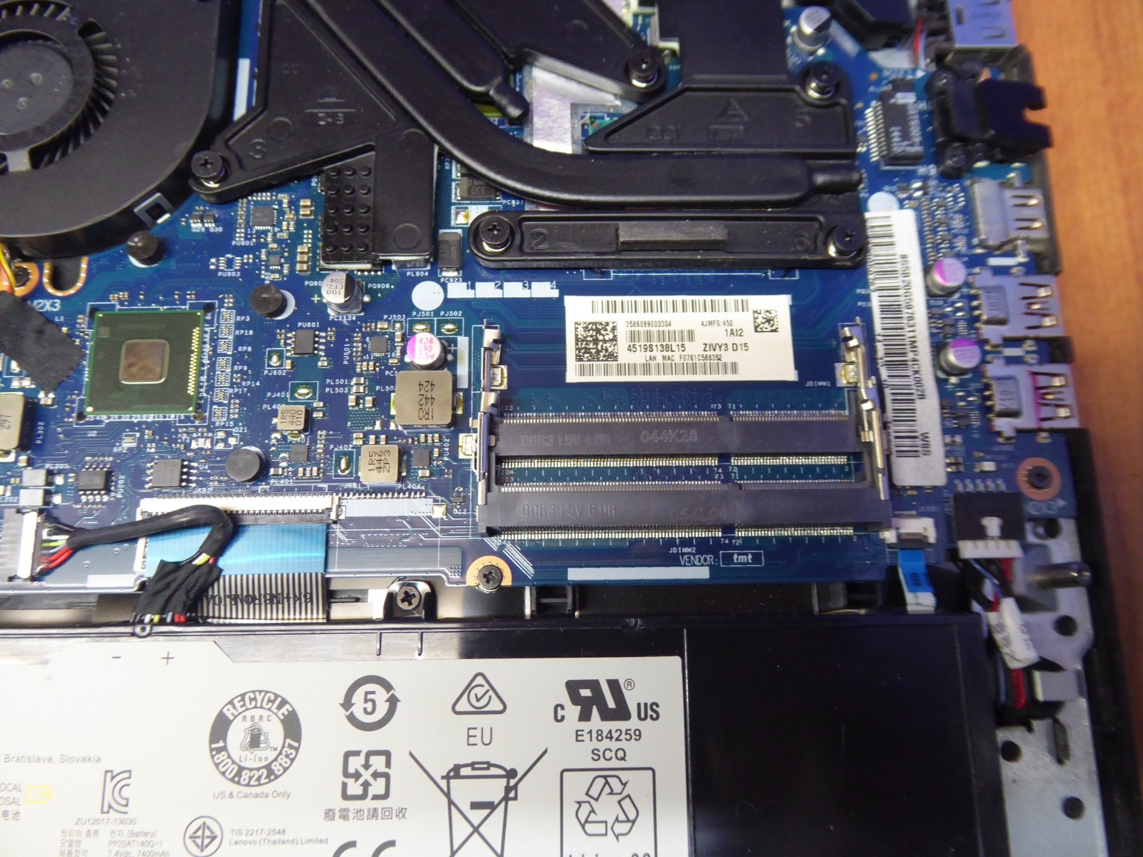 LENOVO y70-70 TOUCH 17.3″ LAPTOP for parts or fix – sold as-is as pictured 80du