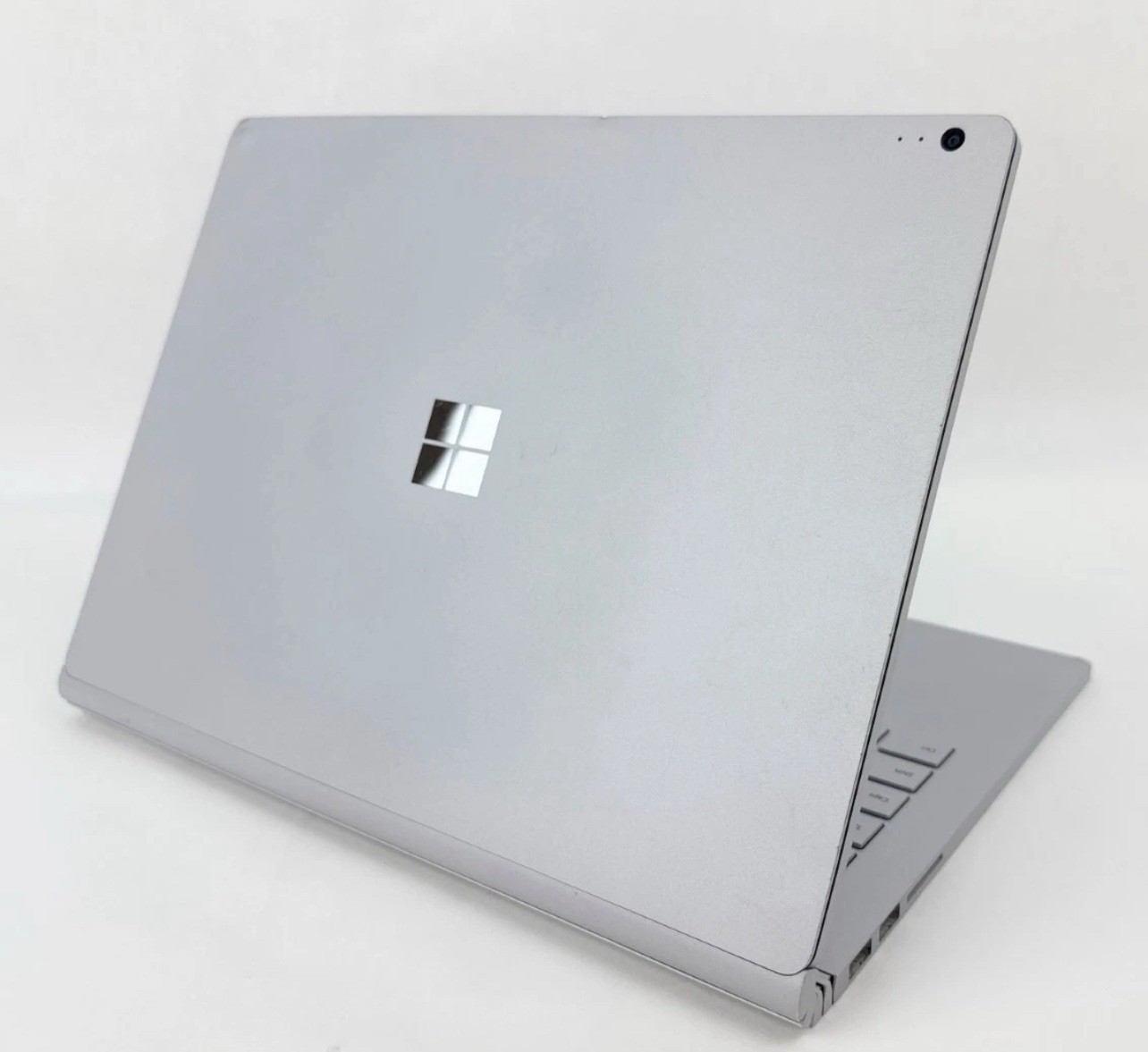 Microswoft Surface Book 2 1832 13.5″ i5-7300U 8GB 256GB SSD WIN 10 No Charge