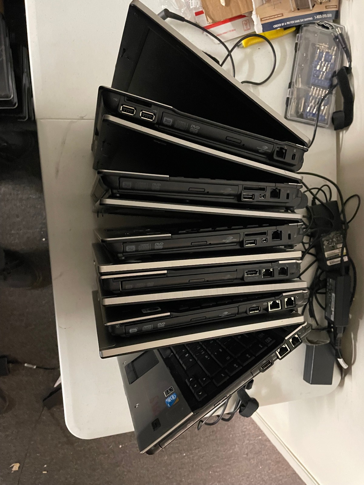 Lot of 6 HP (2) probook 6450B, (1) 6430b[HP-C], (2) Elitebook 6930p, (1) 8440p