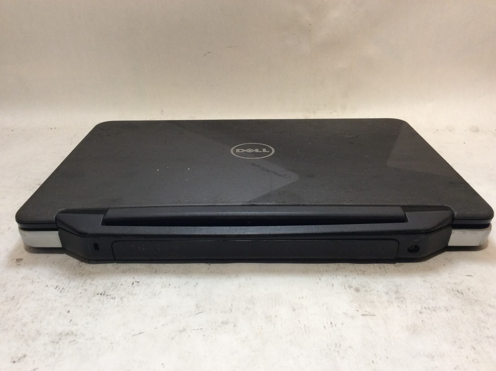 Dell Vostro 1540 Laptop 15″ Intel Core i3 1st Gen READ DESCRIPTION -PP
