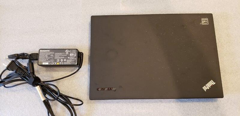 Lenovo X250  W11 Pro  Samsung SSD  Carrying Case
