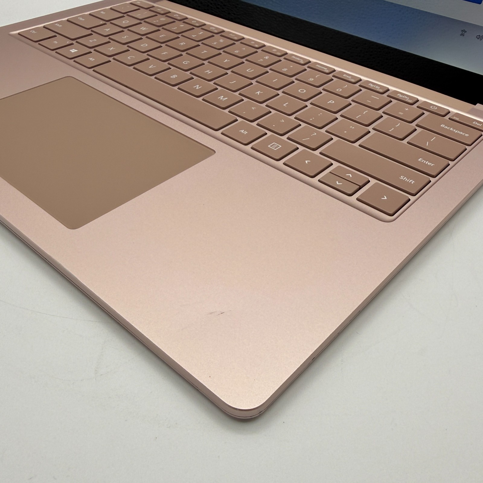 Microsoft Surface Laptop 4 1951 13.5″ i5-1145G7 16GB 256GB SSD Win11 Pro Dent