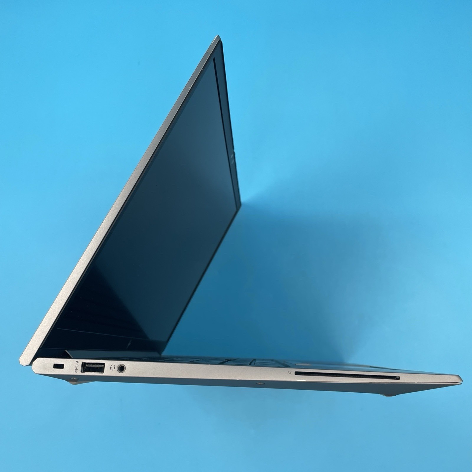 HP ZBook Firefly G8 | i7-1165G7 | 32GB RAM | 512GB SSD | T500 | WIN 11 PRO | 77%