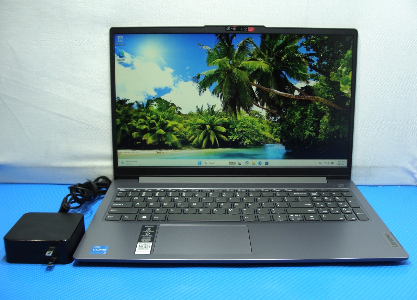 Lenovo IdeaPad Slim 3 15IAN8 15.6”FHD i3-N305 1.8GHz 8GB 128GB HDD WRTY27 100%B