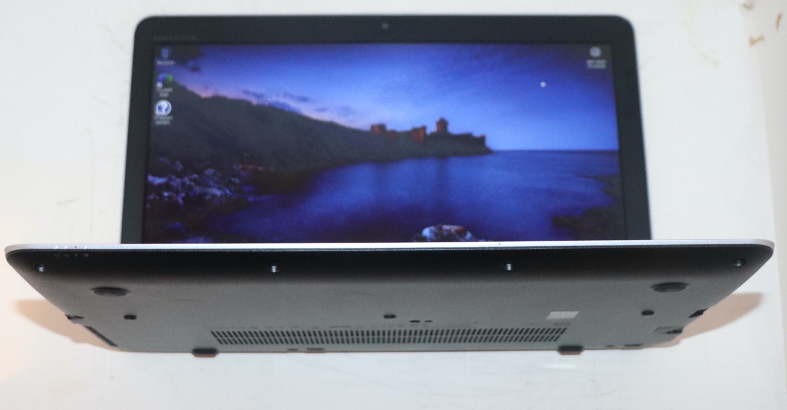 HP EliteBook 850 G3 |Intel Core i5@2.40 GHz|12GB RAM|256GBSSD|WIN 10 Prof|Webcam