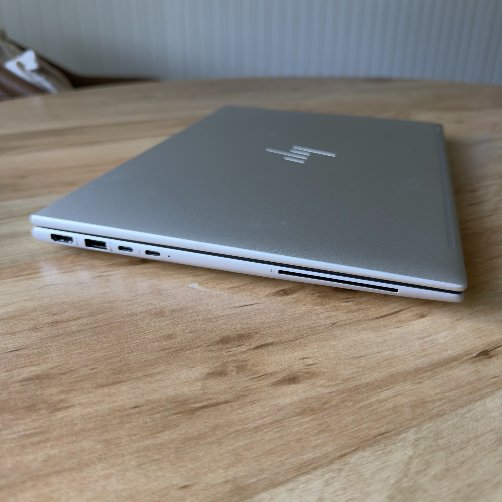 HP EliteBook 840 G9 14” 512GB SSD Intel i7-1265U 16GB RAM w Charger Win 11 Pro