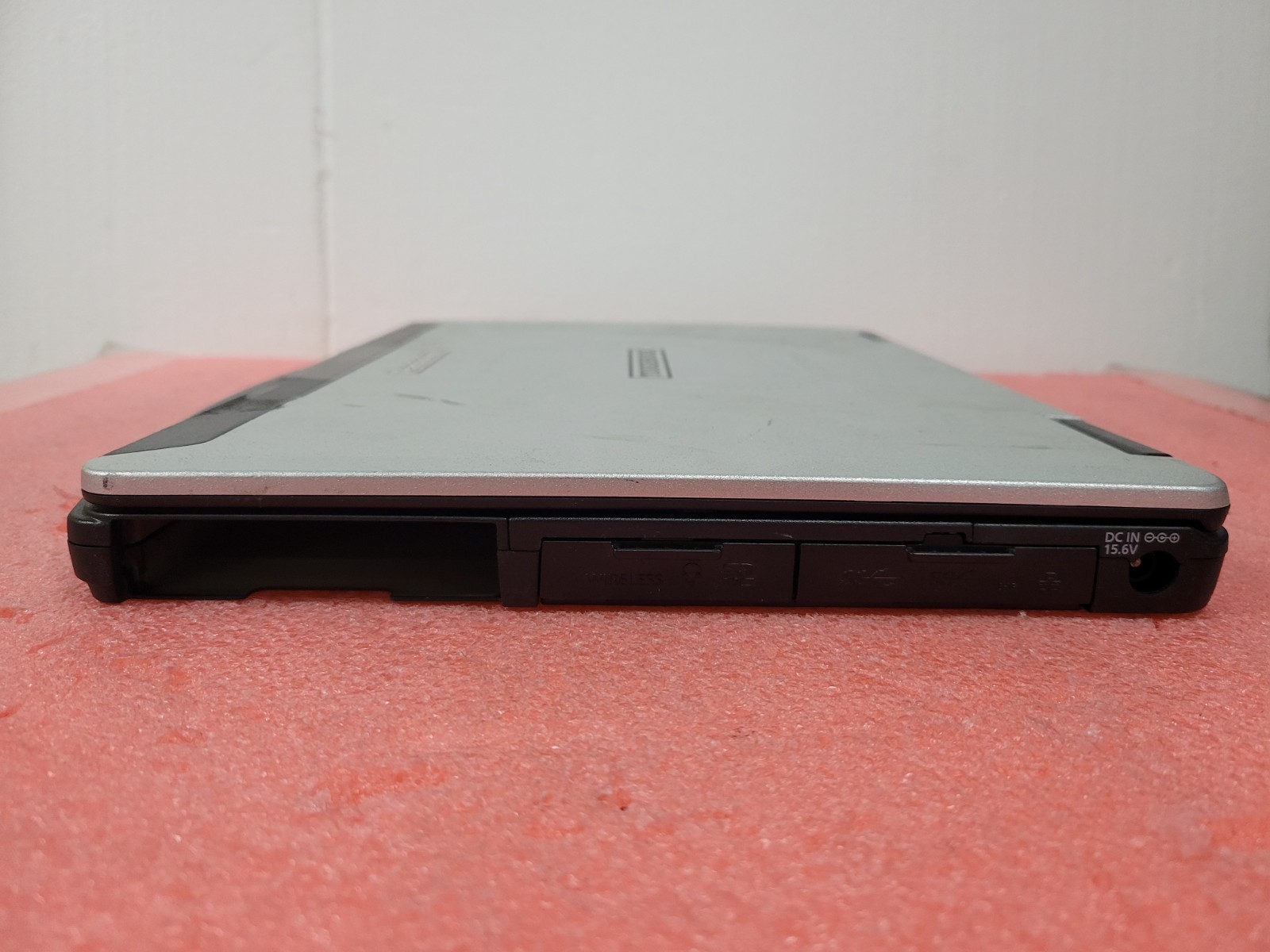 Panasonic ToughBook CF-54 i7-7600U 4GB RAM *NO OS/HDD/BATT* *BIOS/READ* | LP526