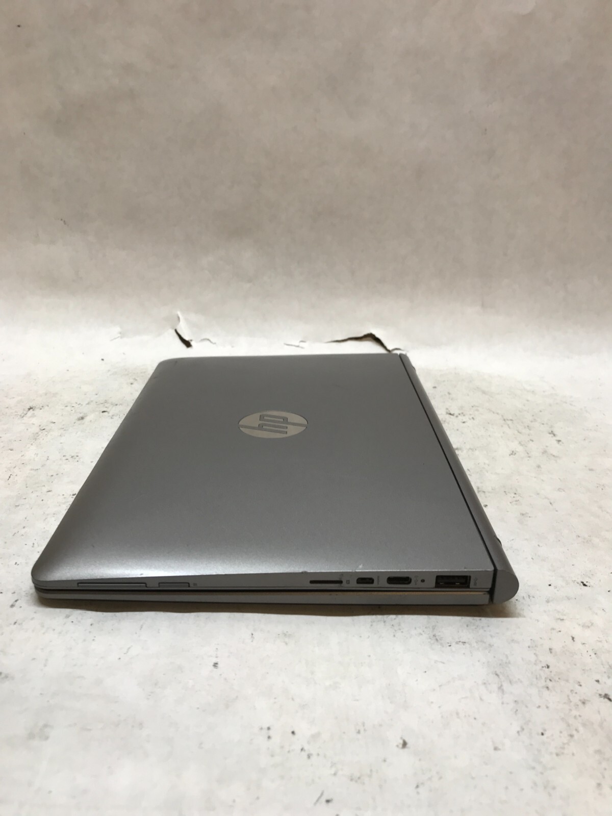 HP 10t-n100 10″ Laptop Intel Atom 1.44GHz 2GB RAM NO HDD/OS For Parts/Repair -DW