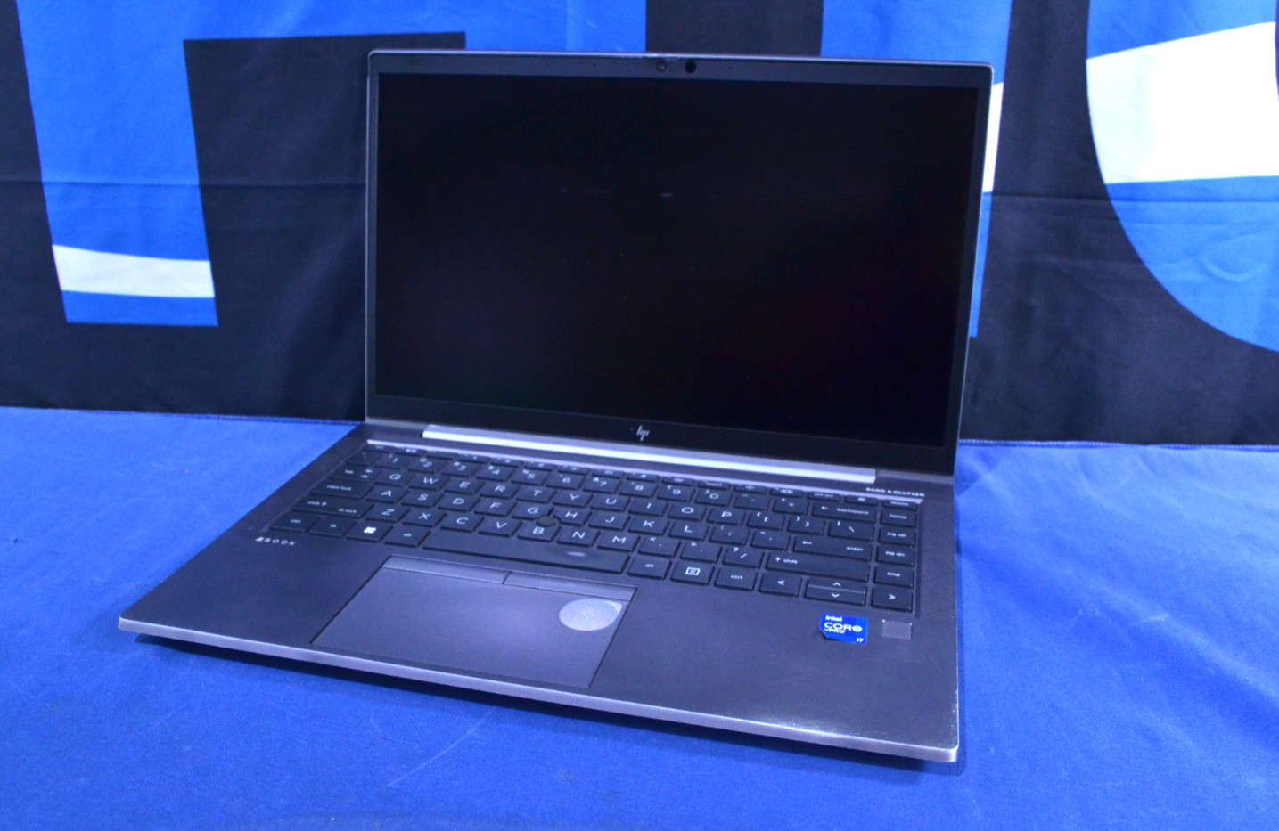 HP ZBook Firefly 14 G8 i7-1185G7/ 16GB/ 512GB/ Win 11 (J071302)