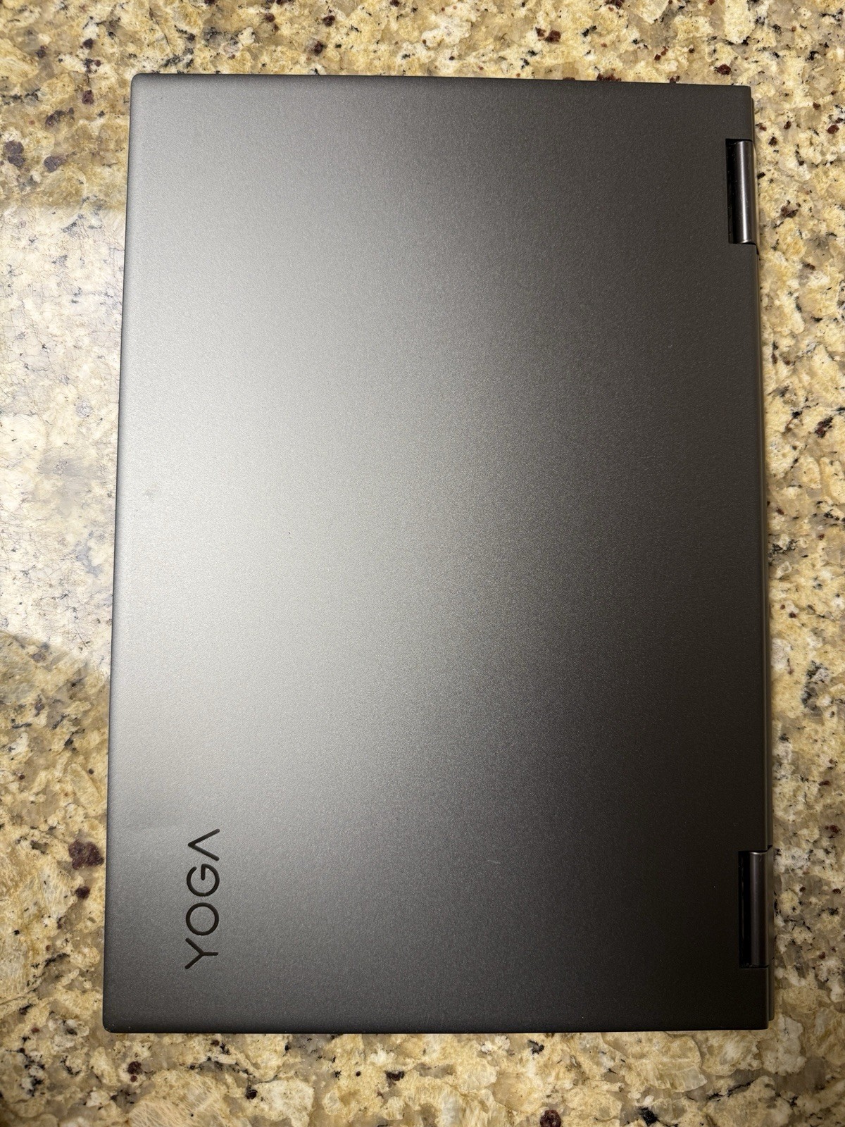 Lenovo Yoga 730-15Ikb (256 GB SSD, ntel Core i5 8 th. Gen., 8 GB RAM, Intel…