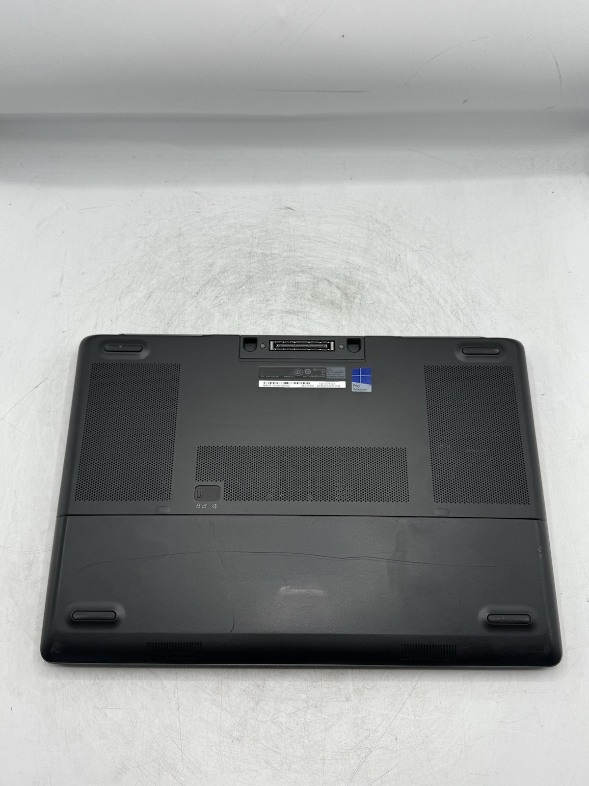 Dell Precision 7510 15.6” FHD Intel i7-6920HQ 16GB RAM 256GB NVMe W5170M Win10P