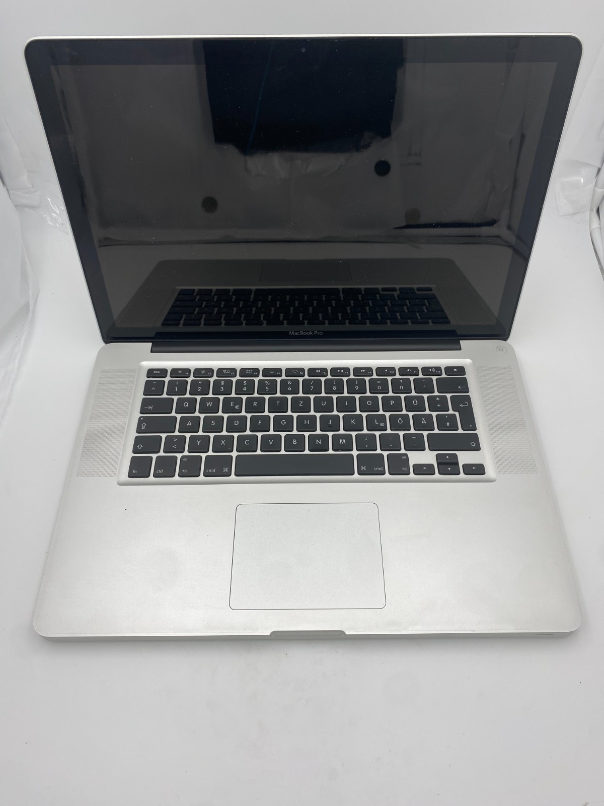 MacBook Pro Model: A1286 For Parts