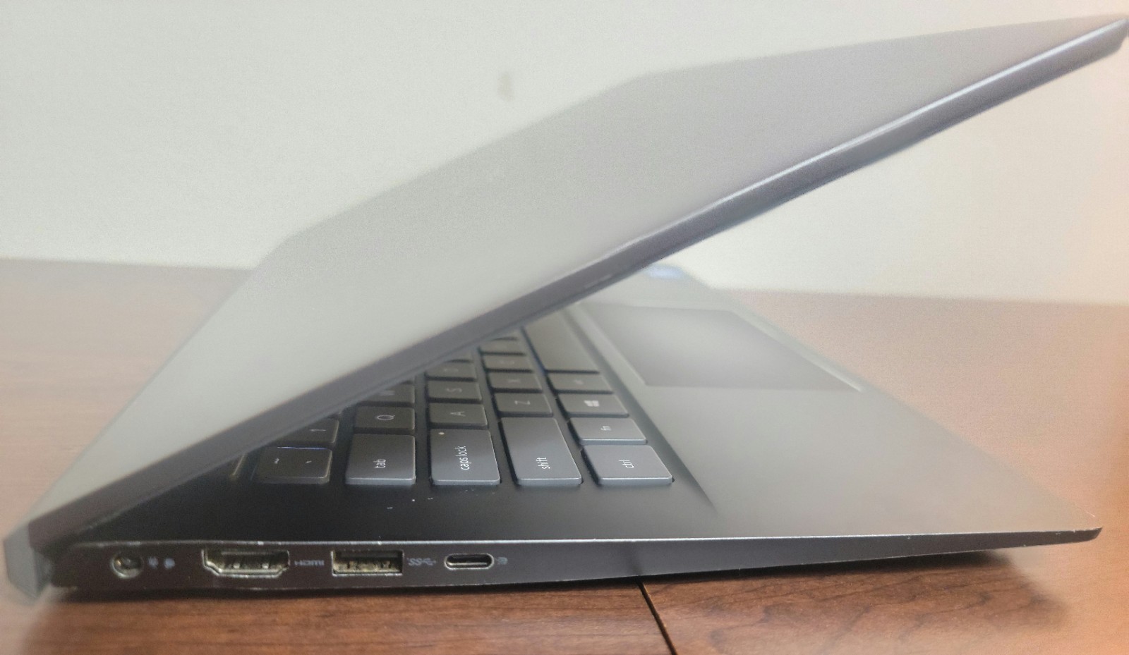 Dell Vostro 5402 14″ i5-1135G7 8GB RAM 256GB SSD Win 11 Pro Used