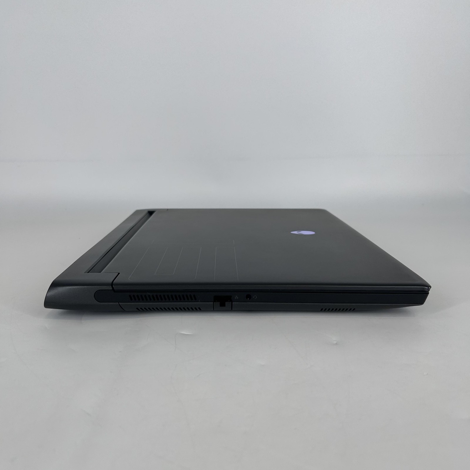 Dell Alienware m15 R7 240Hz 2K 2.5 GHz i9-12900H 32GB 1TB SSD RTX 3080 Very Good
