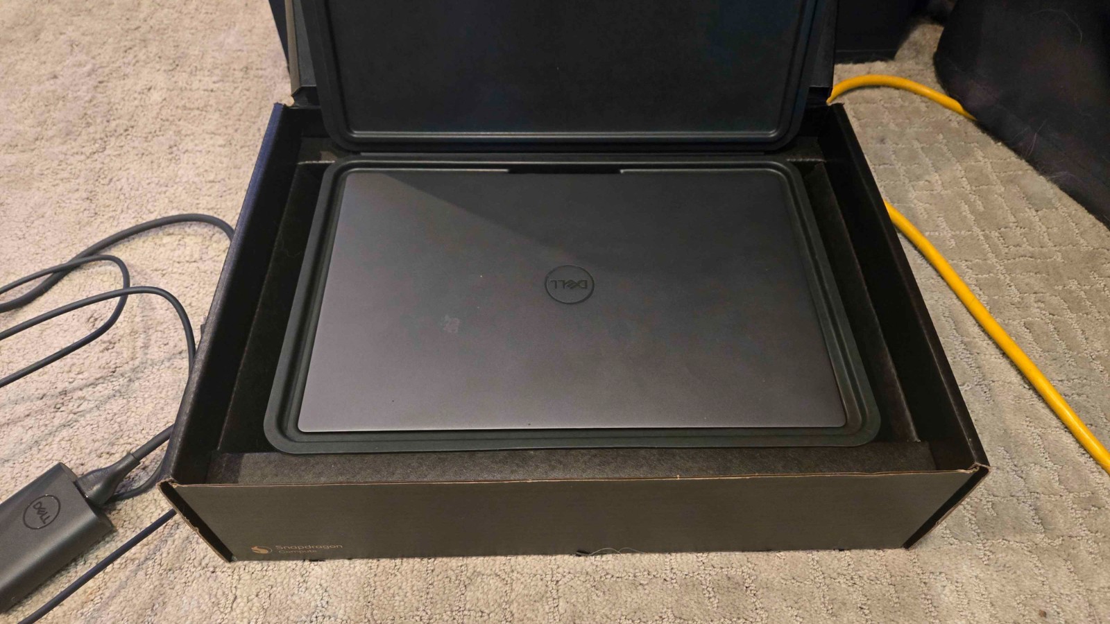 Dell – XPS – 13.4″ 3K OLED Touchscreen Laptop – Snapdragon X Elite X1E-80 2024