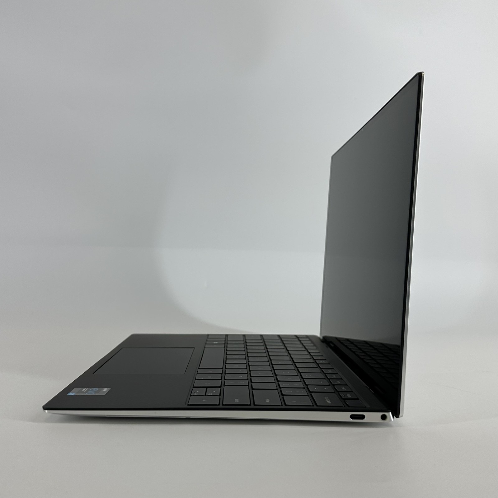 Dell XPS 13 9310 Silver UHD+ TOUCH i7-1195G7 2.90GHz 32GB 512GB SSD – White Spot